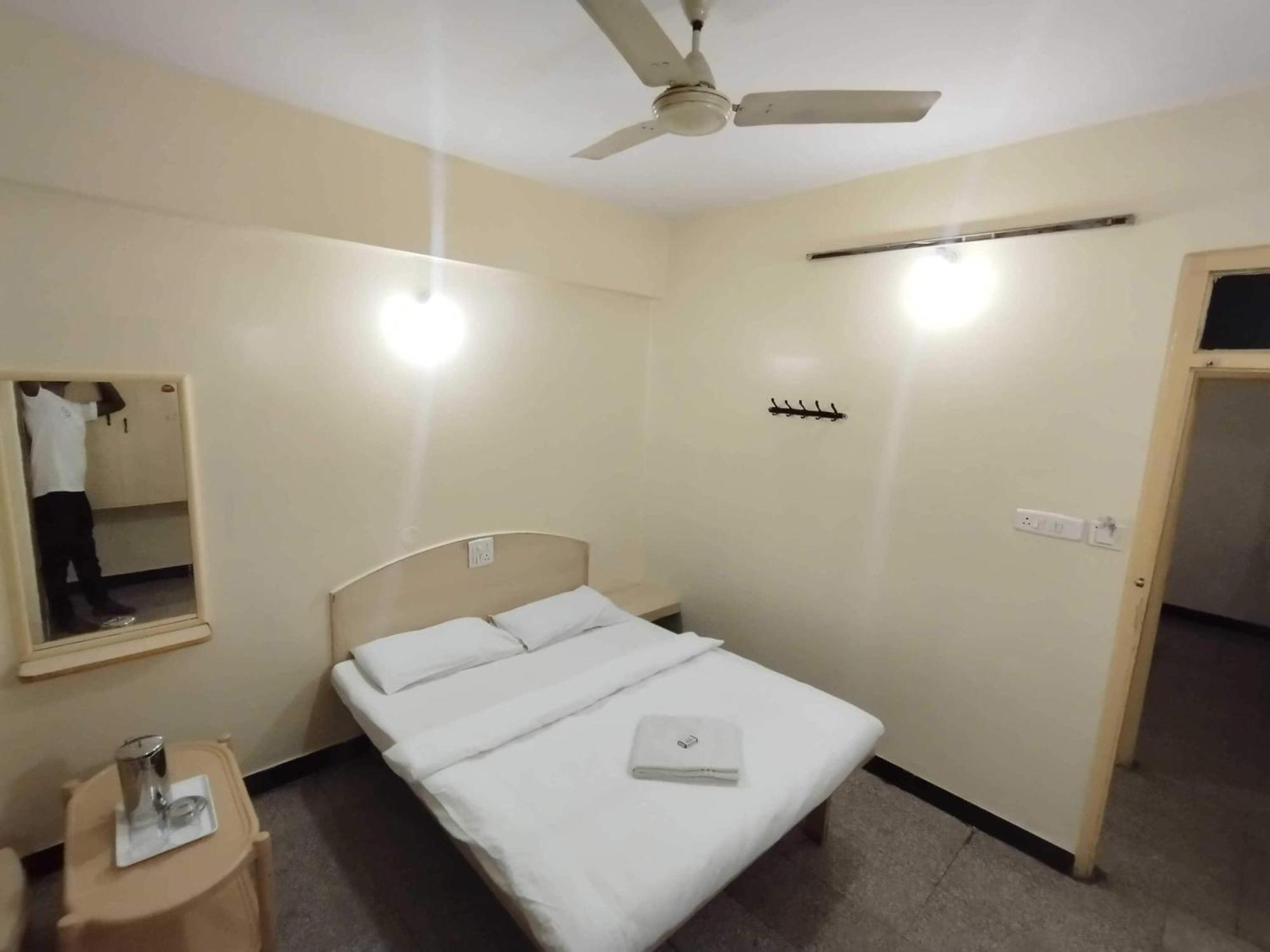 Hotel O Sri Vijaya Palace Lodging Bangalore Ngoại thất bức ảnh