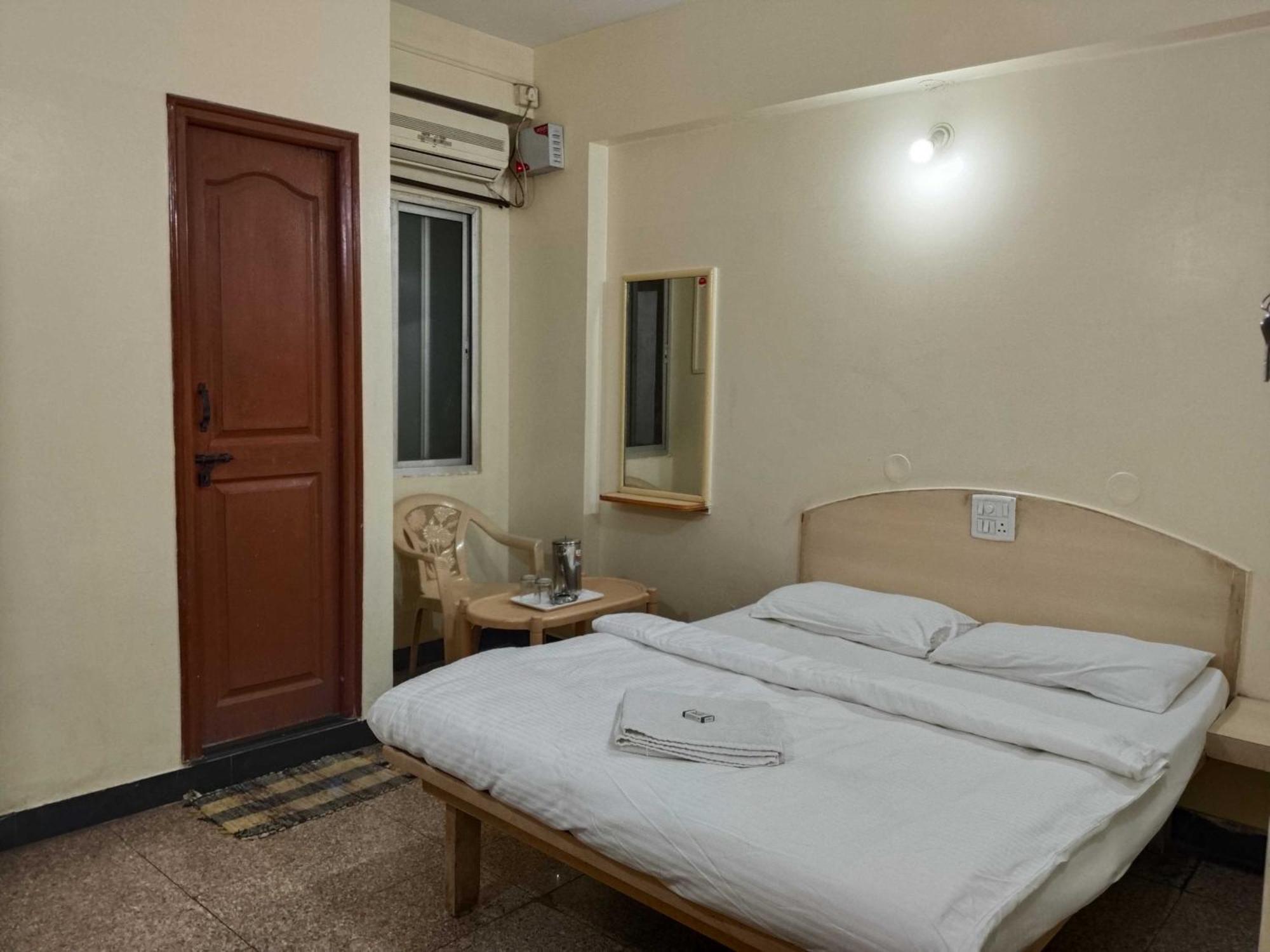 Hotel O Sri Vijaya Palace Lodging Bangalore Ngoại thất bức ảnh